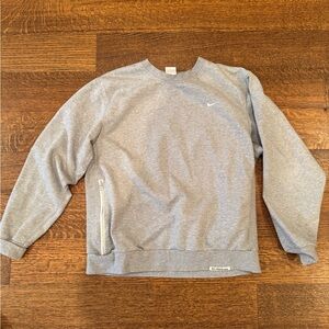 Nike dri-fit heather gray sweatshirt